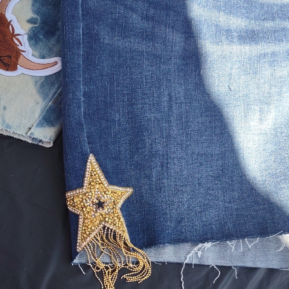 Embellished Blue Jeans with Gold Star